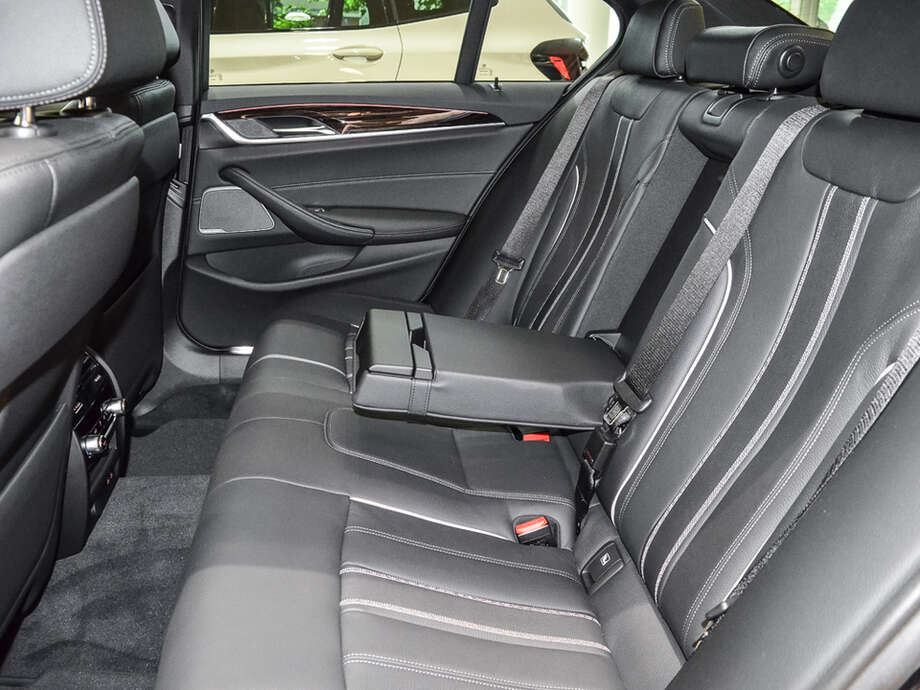 BMW 520d (Bild 17/17)