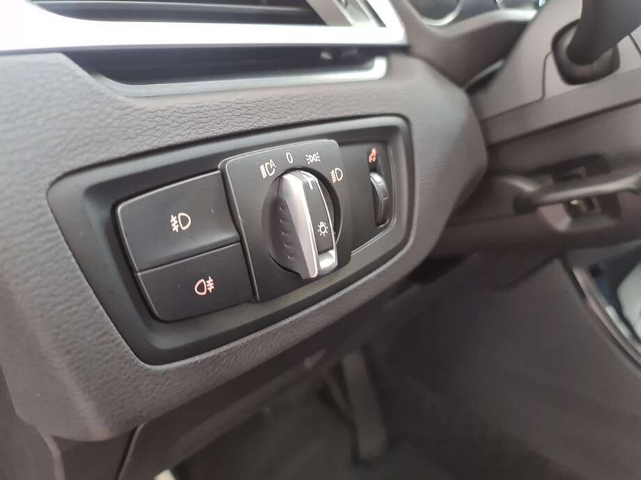 BMW X1 (Bild 23/24)