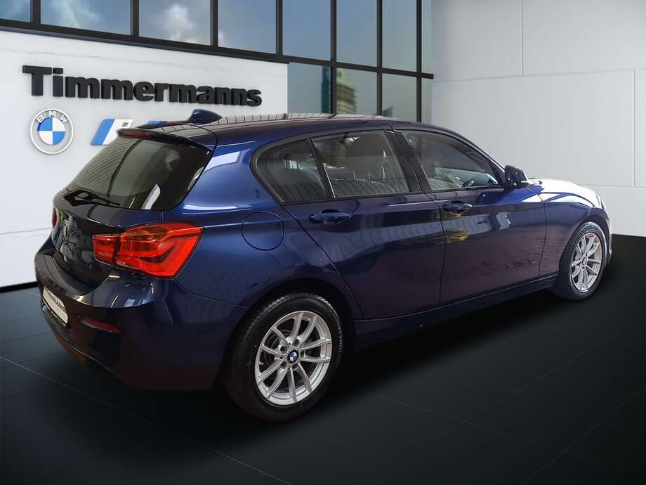 BMW 118d (Bild 6/24)