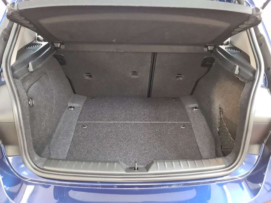 BMW 118d (Bild 20/24)