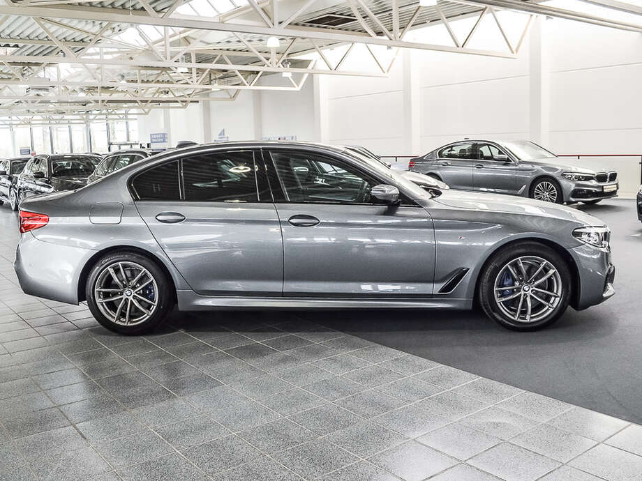 BMW 530i (Bild 4/16)