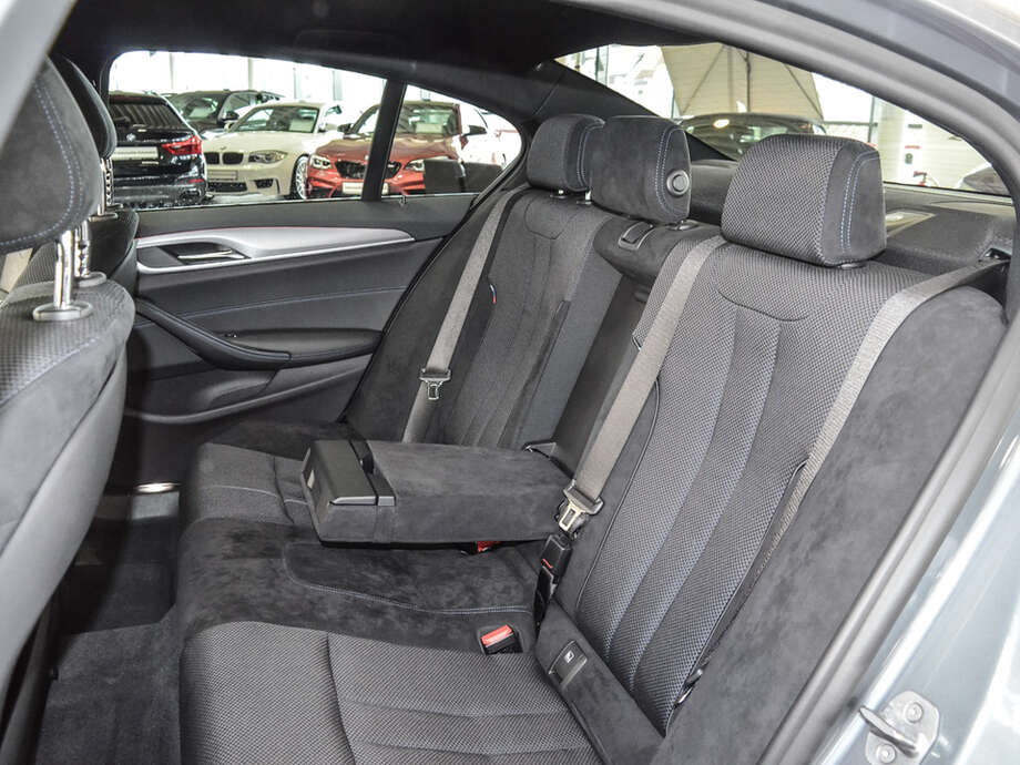 BMW 530i (Bild 16/16)