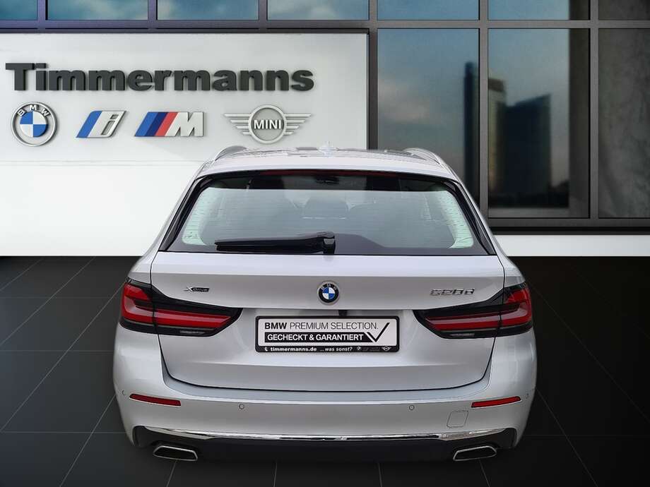 BMW 520d xDrive (Bild 4/24)
