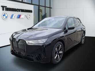 BMW iX (Bild 1/24)