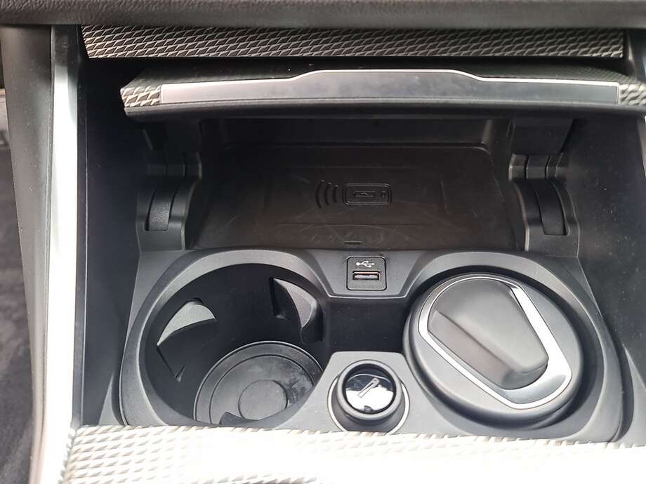 BMW 320d (Bild 24/24)
