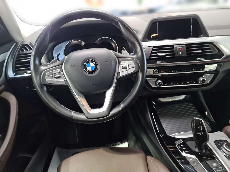 BMW X3 (Bild 13/24)