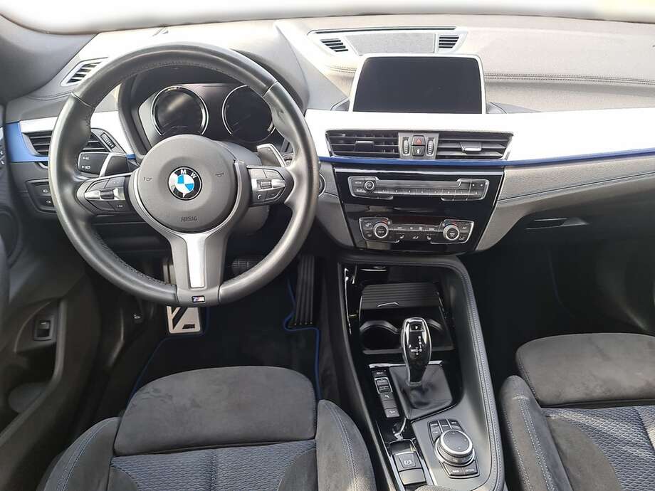 BMW X2 (Bild 12/24)