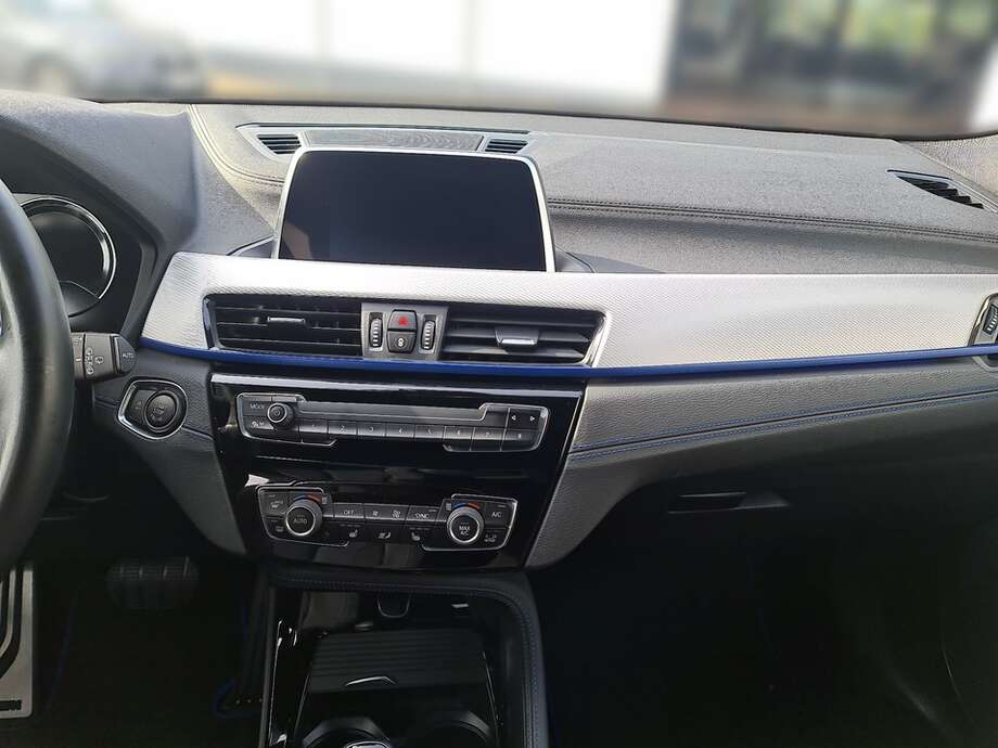 BMW X2 (Bild 15/24)