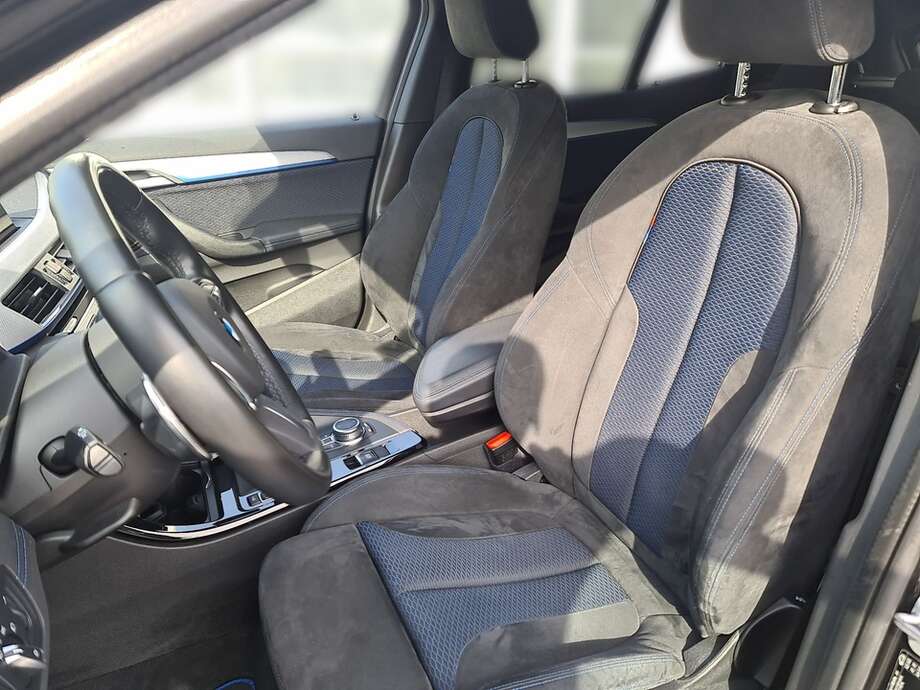 BMW X2 (Bild 16/24)