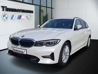BMW 330i (Bild 1/24)