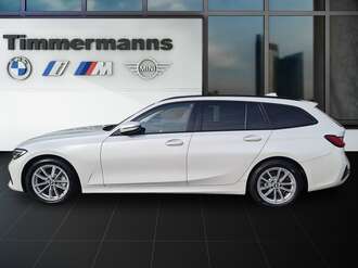 BMW 330i (Bild 2/24)