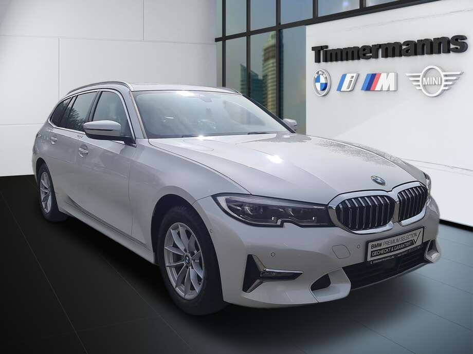 BMW 320i (Bild 7/24)