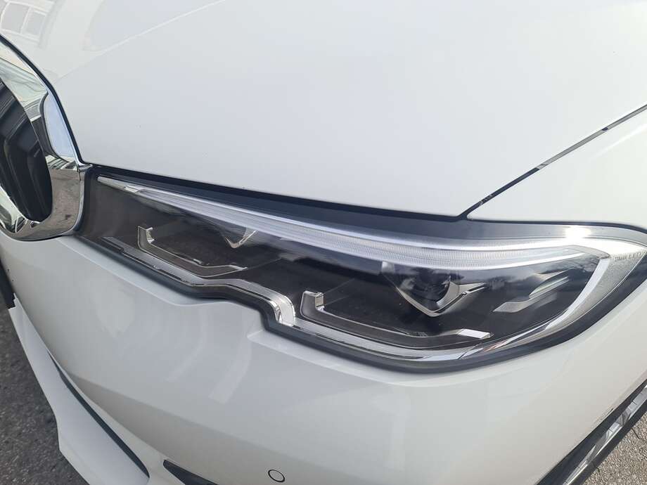 BMW 330i xDrive (Bild 8/24)