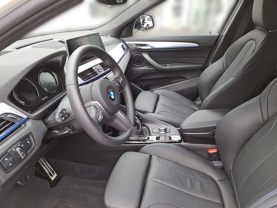 BMW X2 (Bild 10/24)