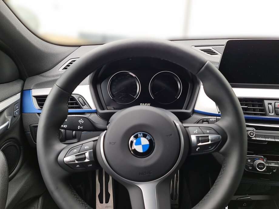 BMW X2 (Bild 14/24)