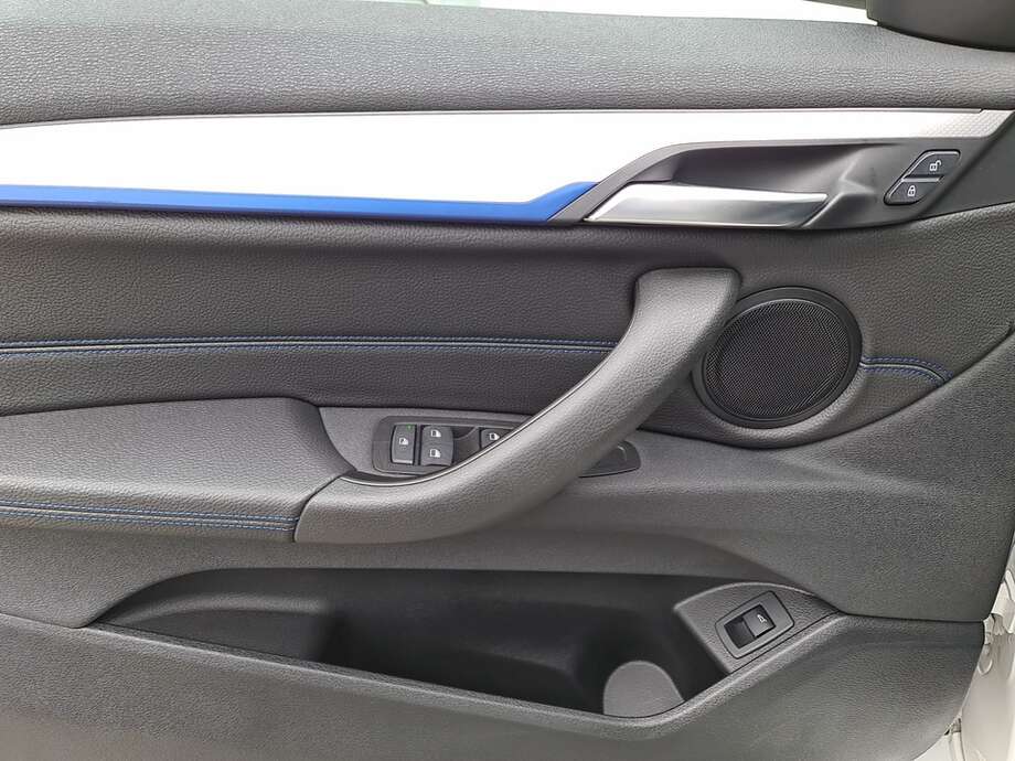 BMW X2 (Bild 22/24)