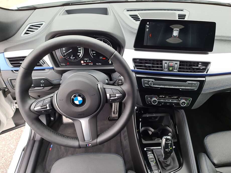 BMW X2 (Bild 24/24)