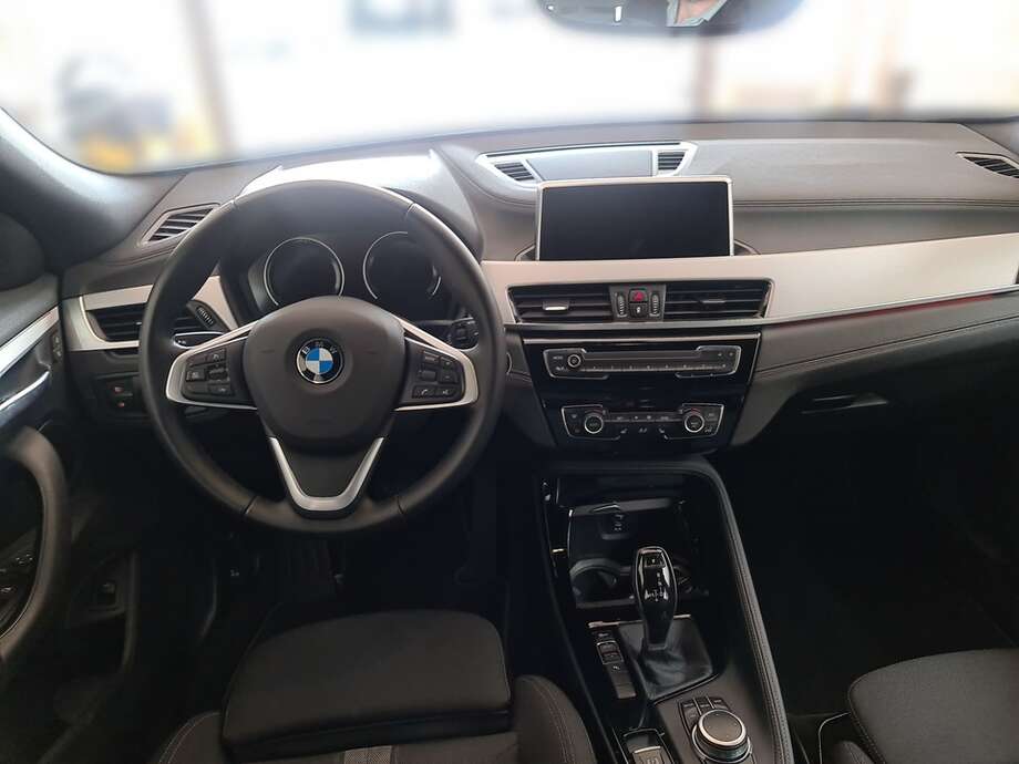 BMW X2 (Bild 12/24)