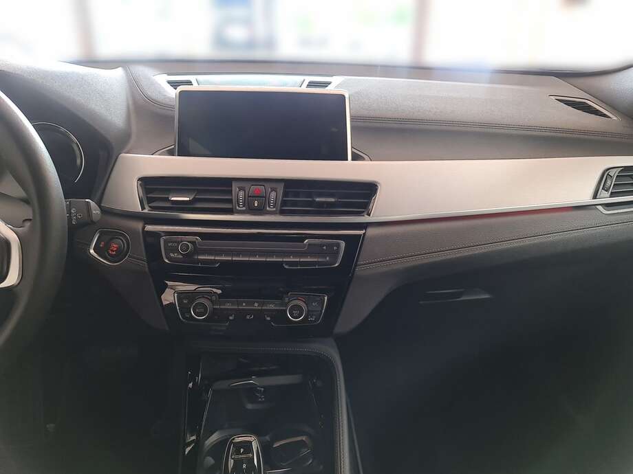 BMW X2 (Bild 15/24)