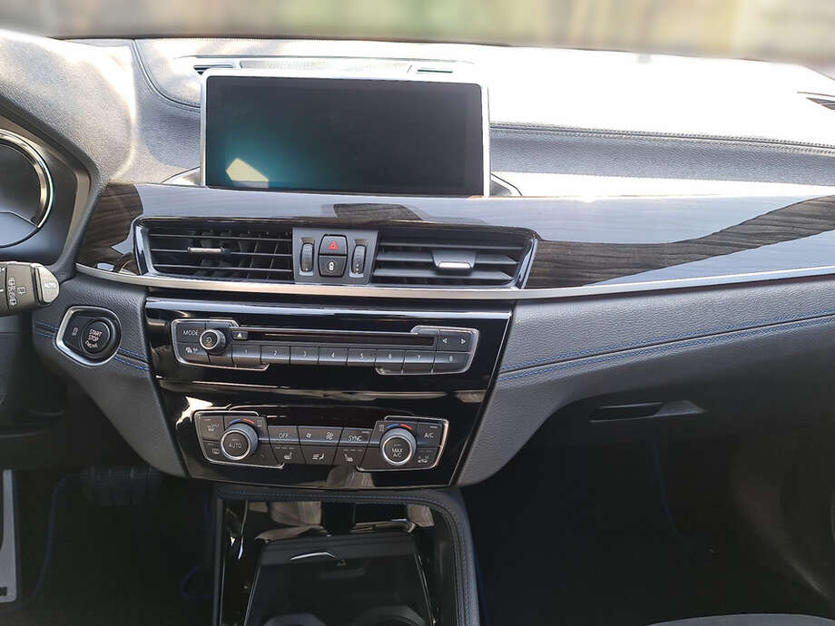 BMW X2 (Bild 16/25)