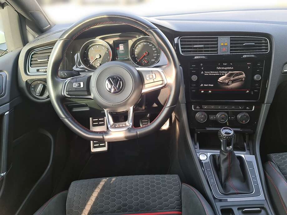Volkswagen Golf (Bild 13/23)