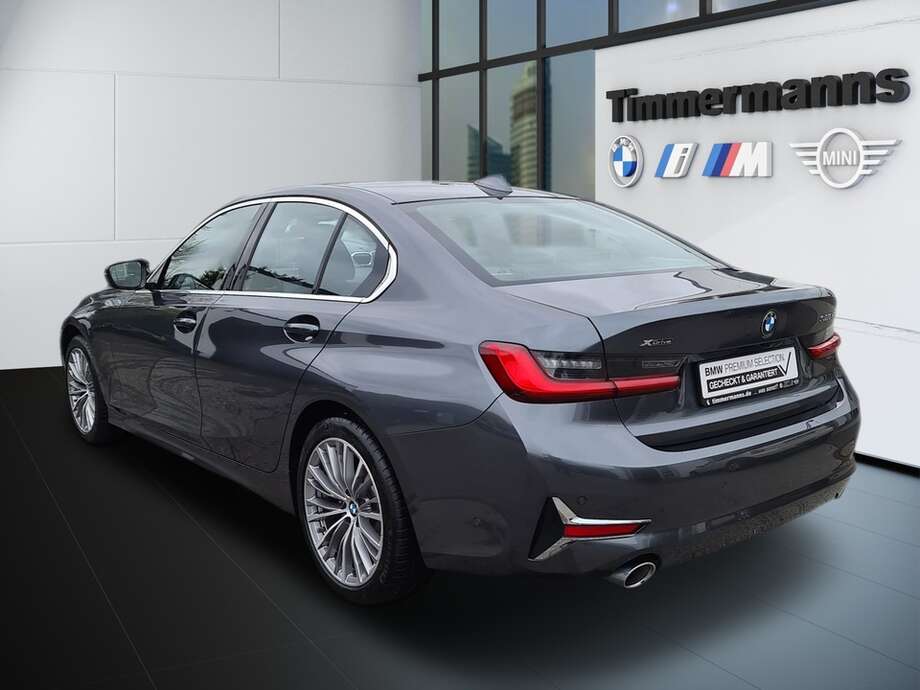 BMW 320d xDrive (Bild 3/24)