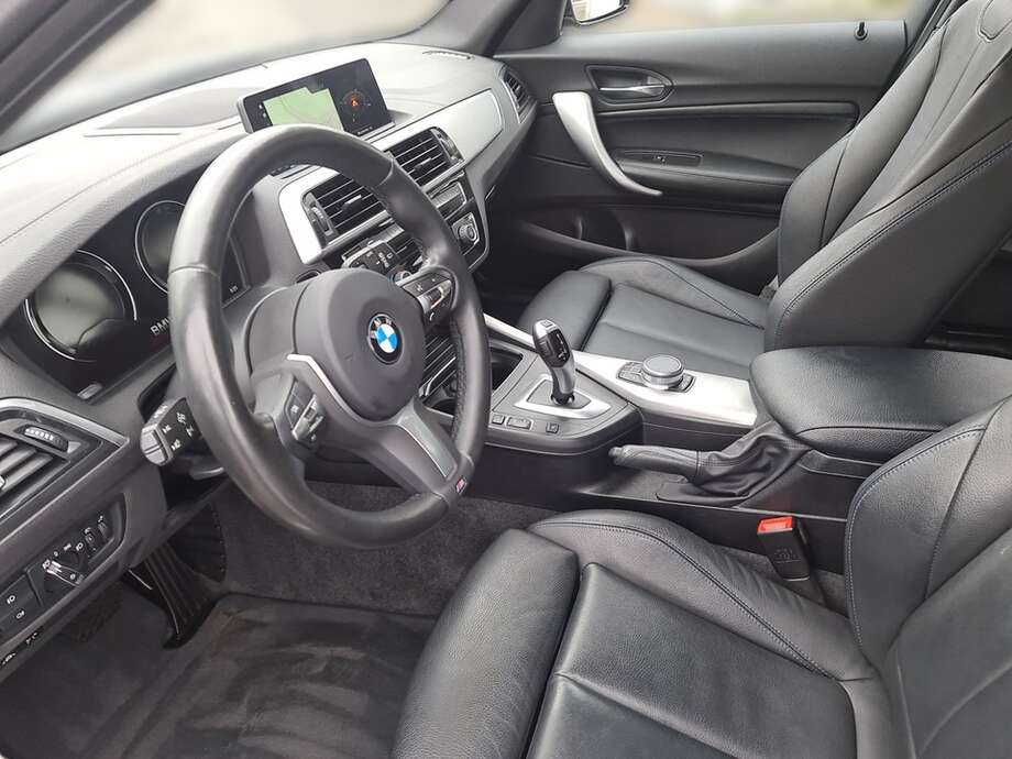 BMW 120d (Bild 10/24)