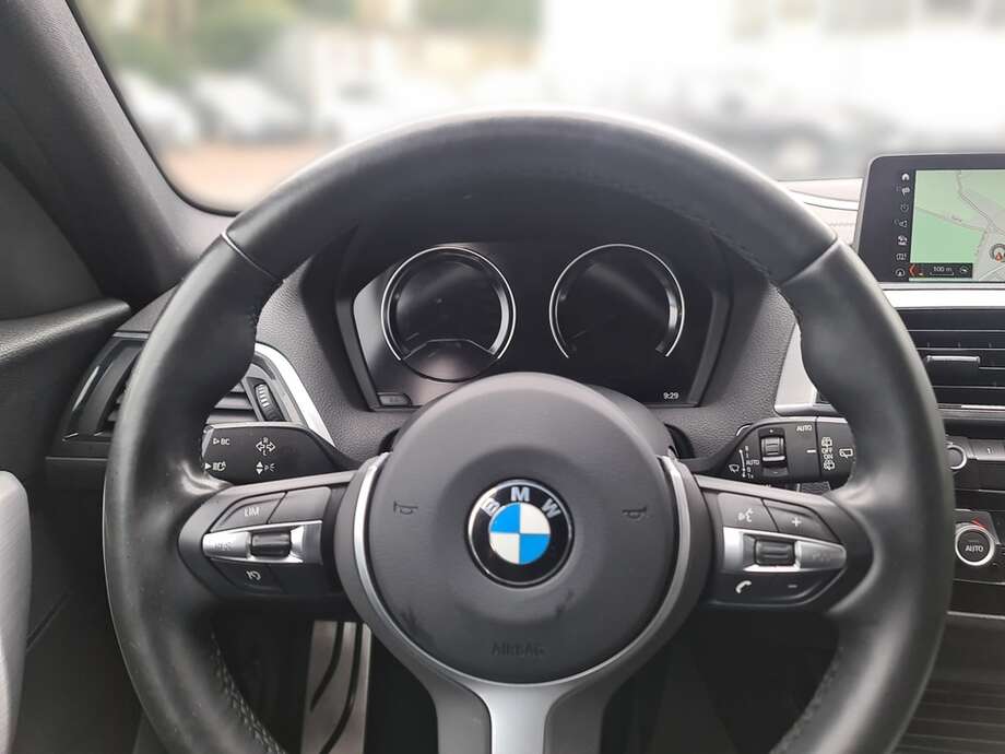 BMW 120d (Bild 14/24)