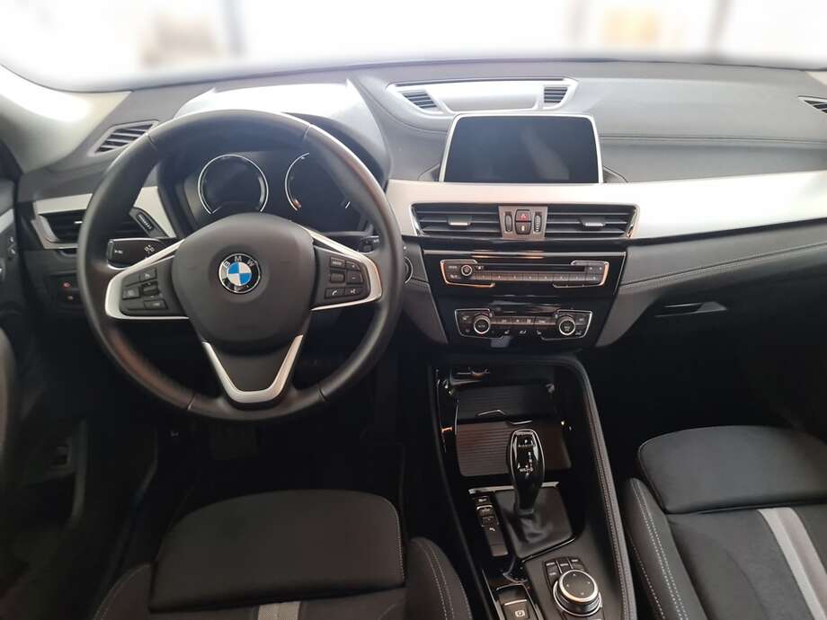 BMW X2 (Bild 12/24)