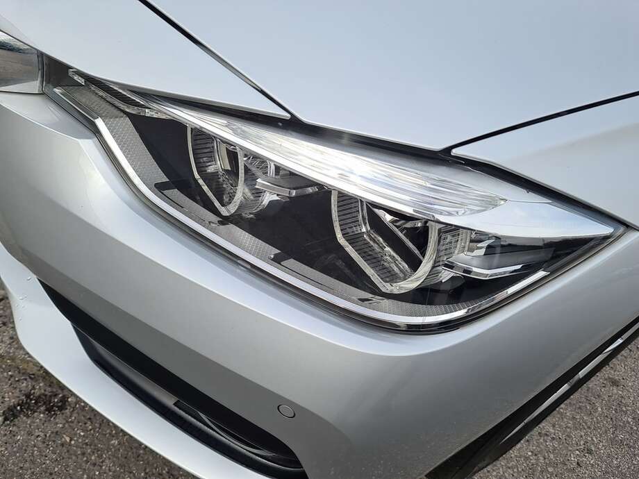 BMW 318i (Bild 8/24)
