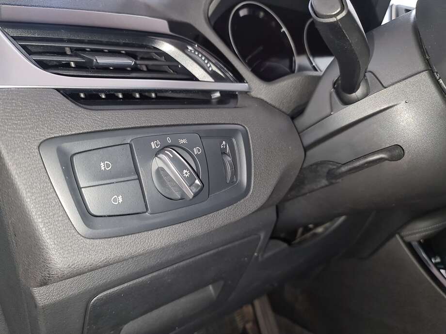 BMW X1 (Bild 23/24)