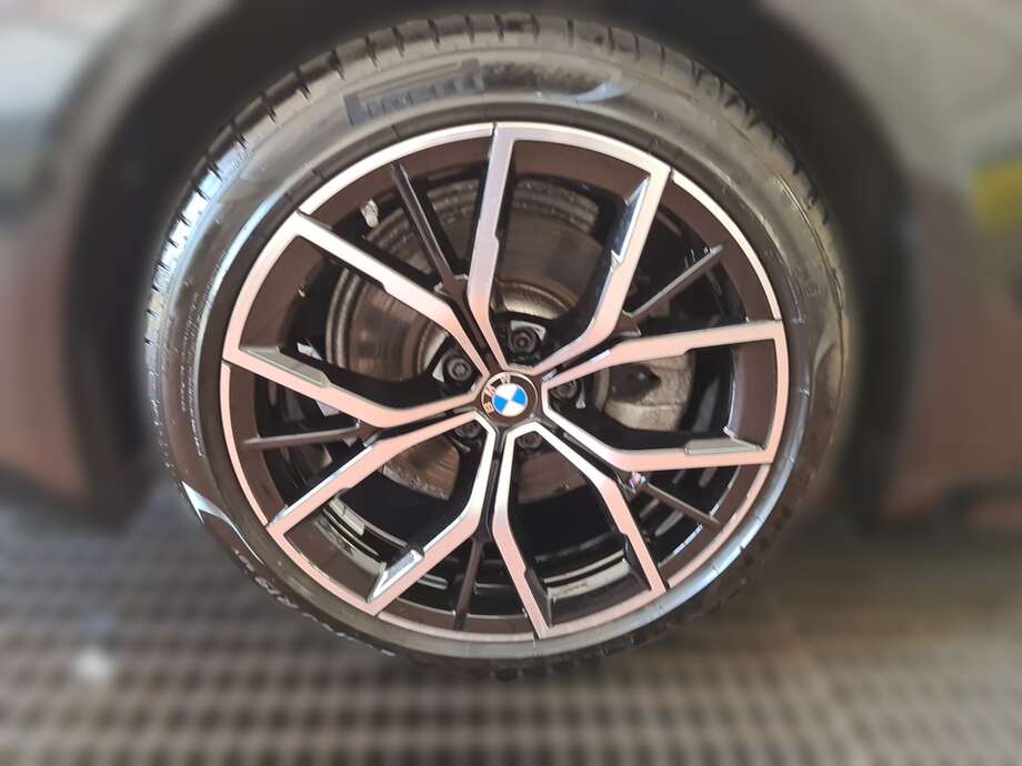 BMW 520d (Bild 9/24)
