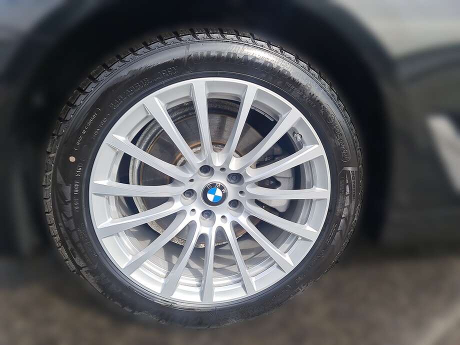 BMW 520d (Bild 9/24)