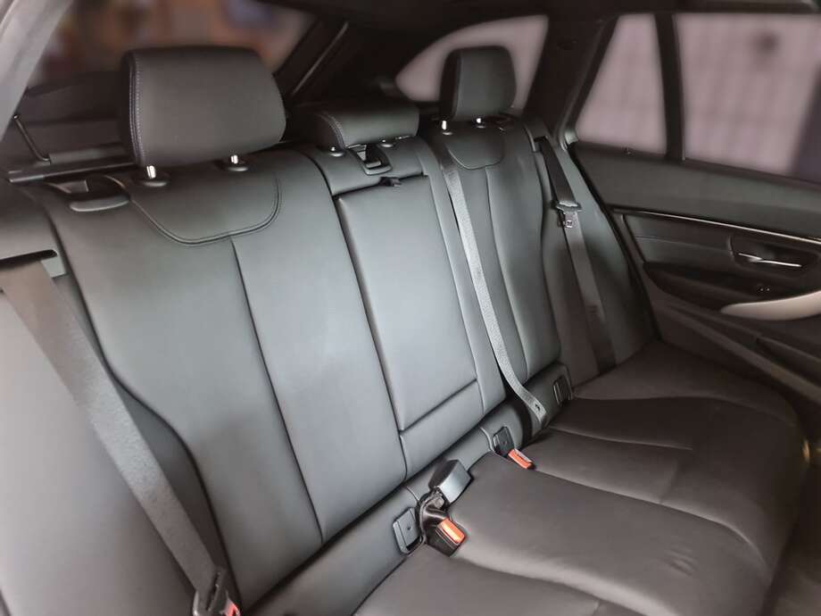 BMW 320d (Bild 18/24)