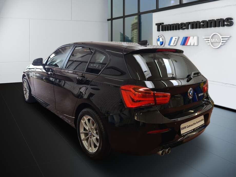 BMW 120d (Bild 3/24)