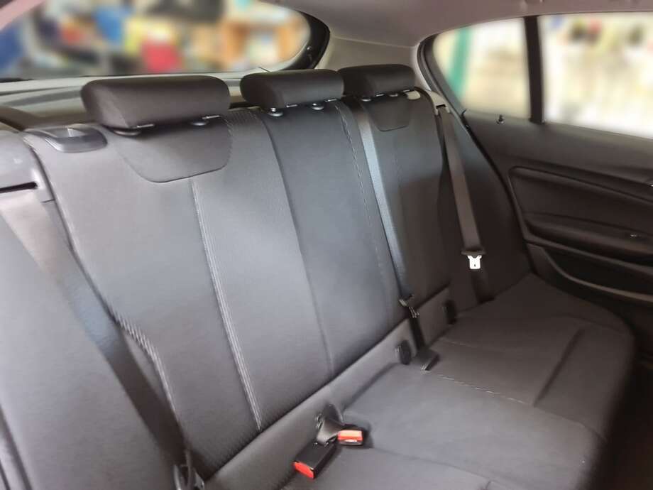 BMW 120d (Bild 18/24)