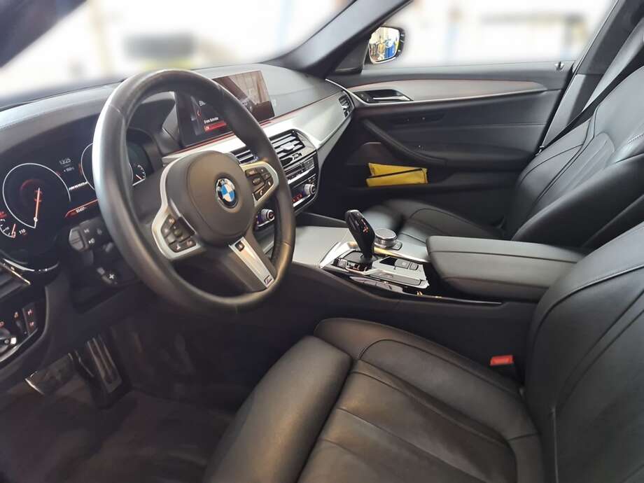 BMW M550d (Bild 10/24)