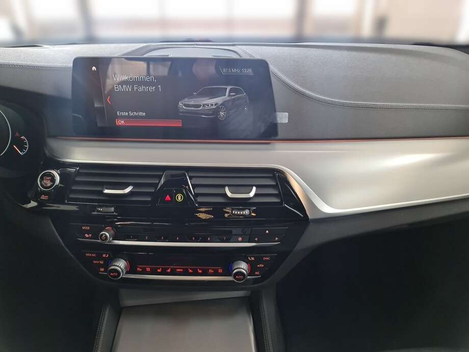 BMW M550d (Bild 15/24)