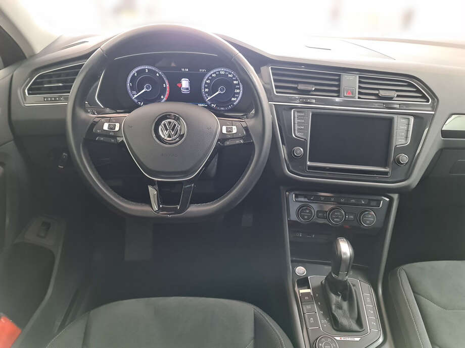 Volkswagen Tiguan (Bild 13/25)