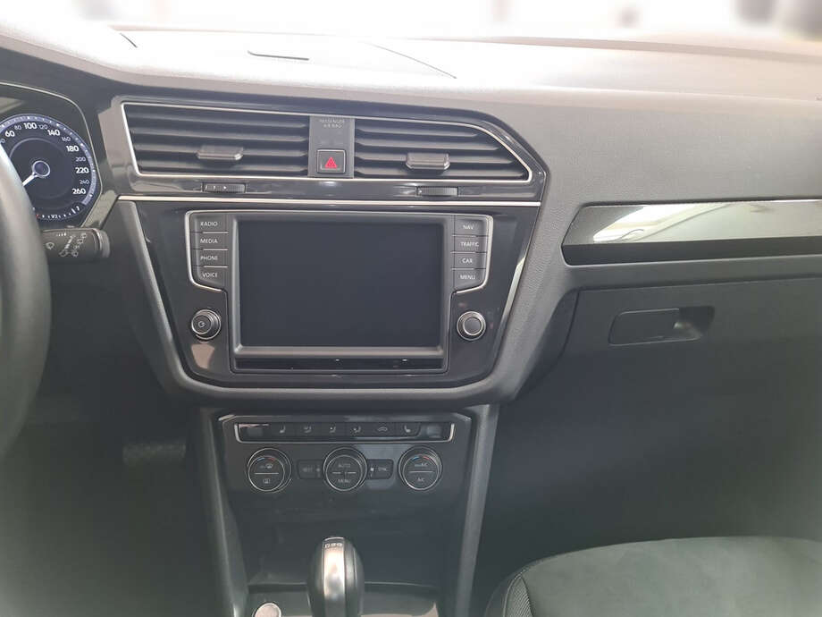 Volkswagen Tiguan (Bild 16/25)