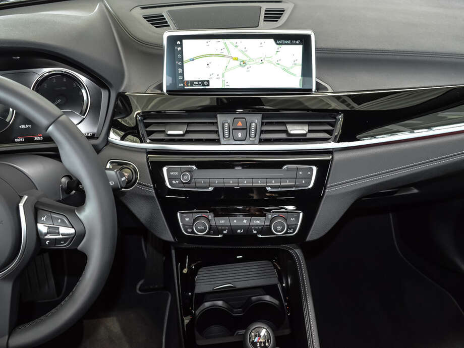 BMW X2 (Bild 11/18)