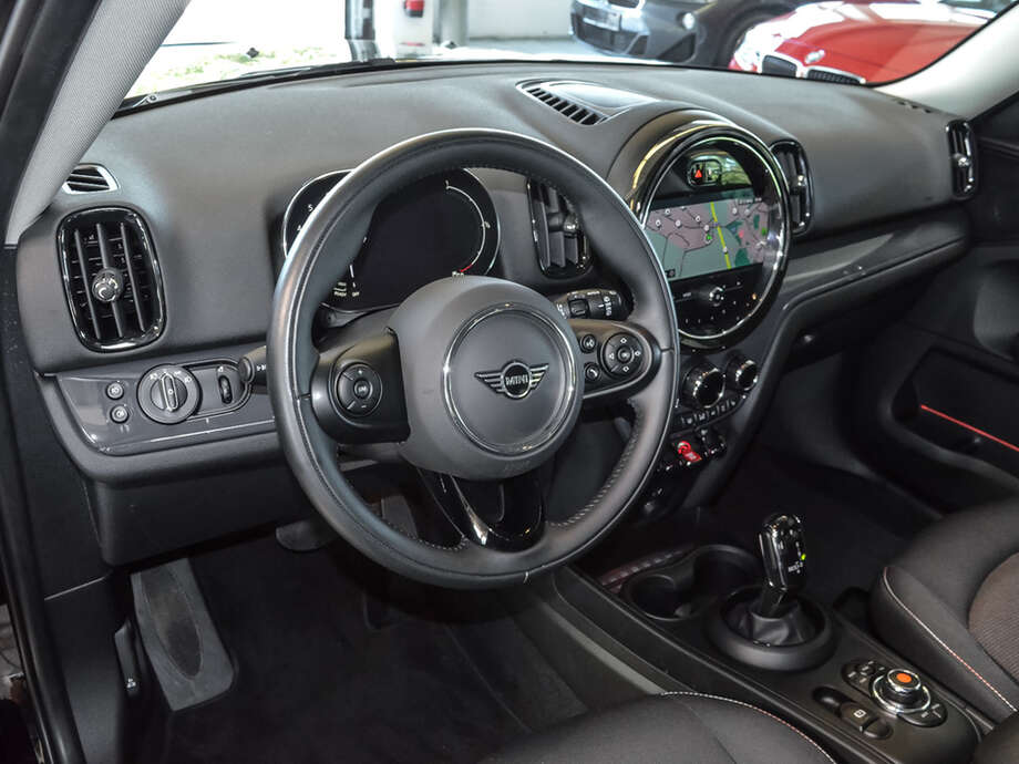 MINI One D Countryman (Bild 8/17)