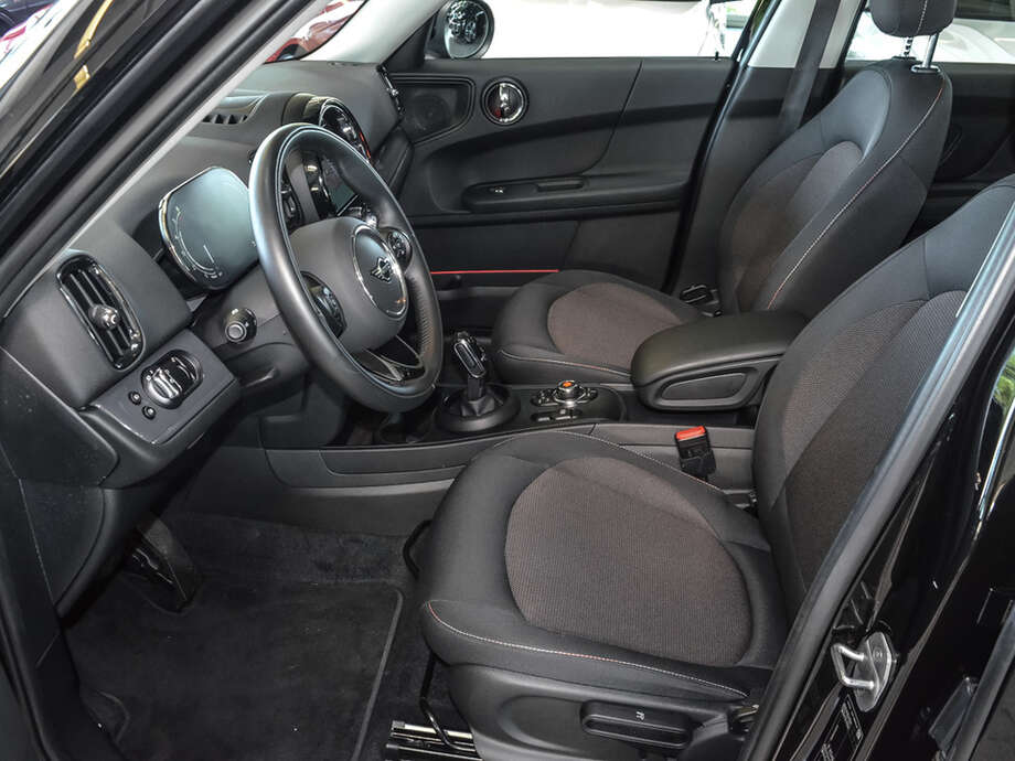 MINI One D Countryman (Bild 15/17)