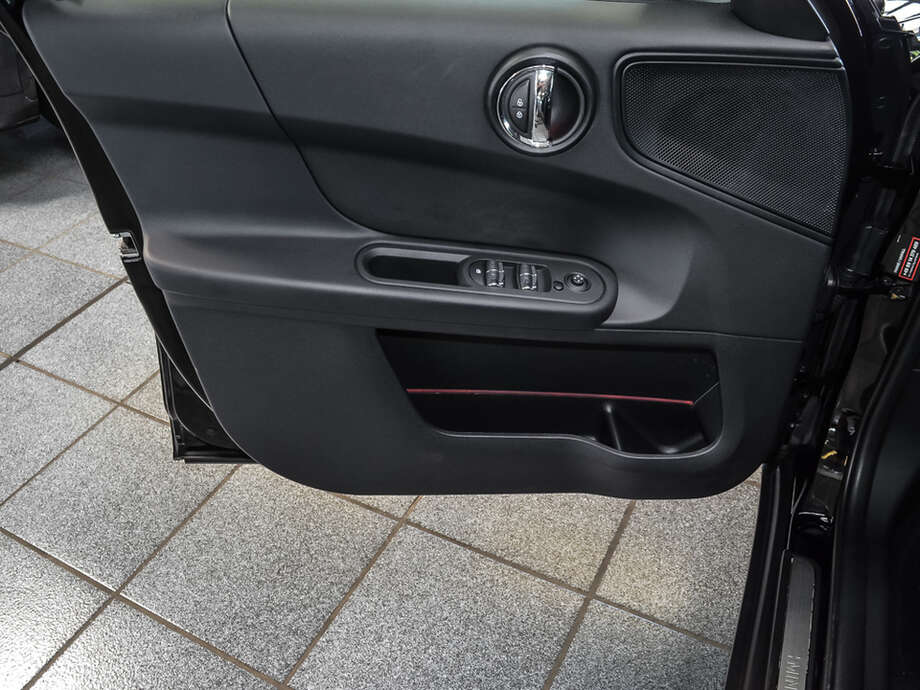 MINI One D Countryman (Bild 16/17)