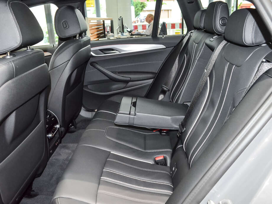 BMW 520d xDrive (Bild 16/16)