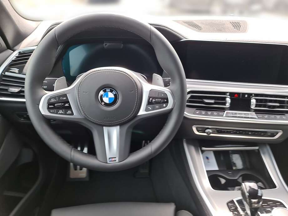 BMW X5 (Bild 13/24)