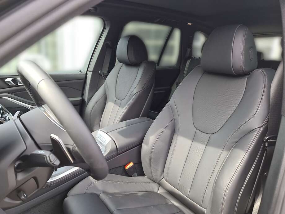 BMW X5 (Bild 16/24)