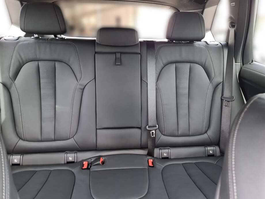 BMW X5 (Bild 19/24)