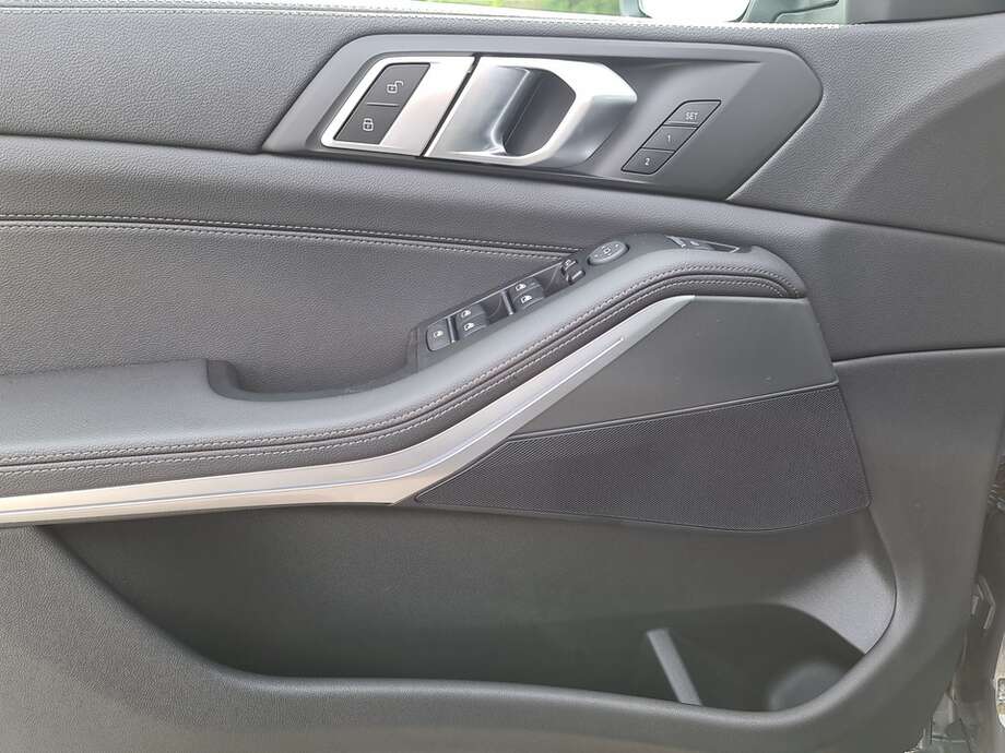 BMW X5 (Bild 22/24)
