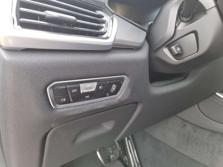 BMW X5 (Bild 23/24)